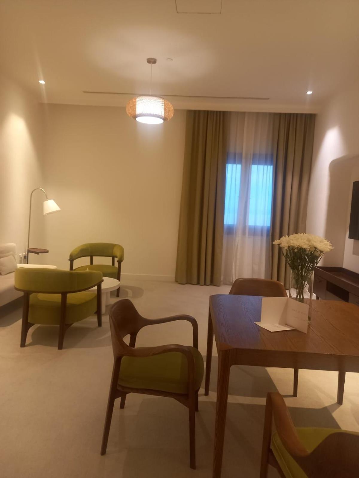 Mina Hotel And Residences By The Torch 多哈 外观 照片 A room at the hotel